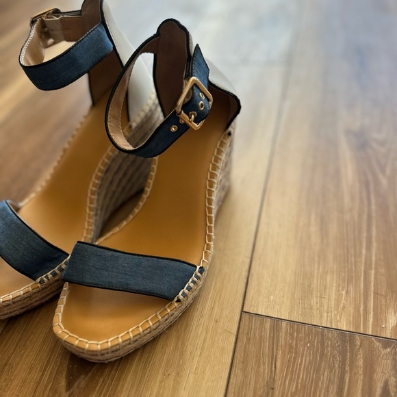 Cabi women’s Parker Wedge Sandals size 8 - Picture 3 of 6